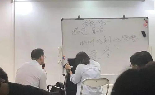 跨界融合 格式塔心理療法在咨詢師成長(zhǎng)與中草藥科技咨詢中的技術(shù)應(yīng)用